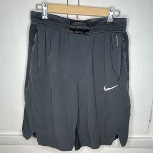 Nike Men’s Aeroswift Basketball Shorts
